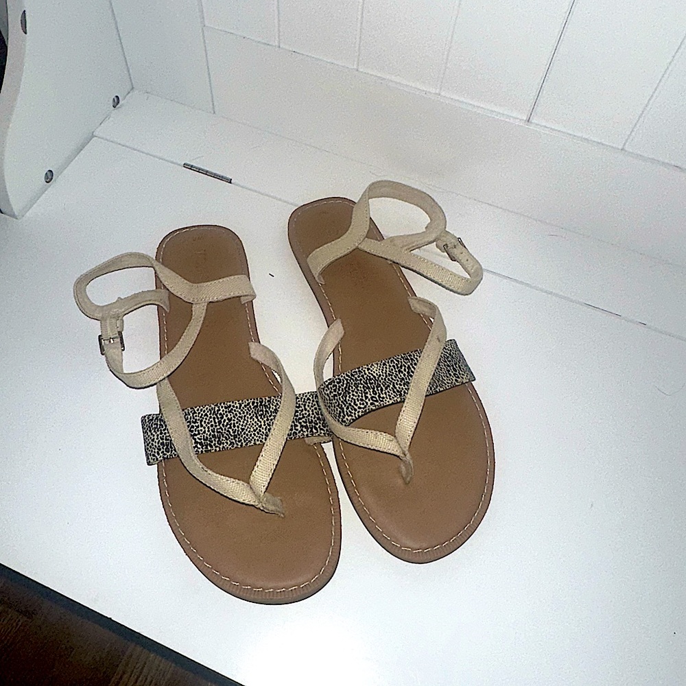 Women's Toms Sandals